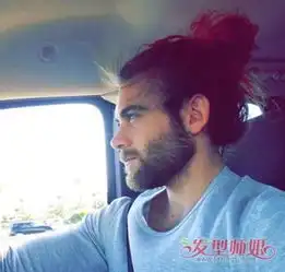 男人今年流行什么发型男生显脸小的发型发型师姐