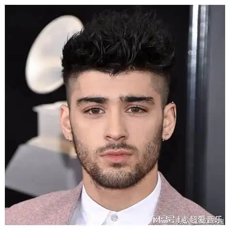 莱昂纳多再曝新恋情与前任22岁好友游艇同行