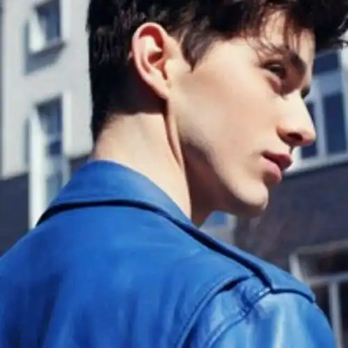 谁有jb图片,加好友发来