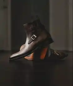 穿上这3双靴子,让你的散发迷人的男人味