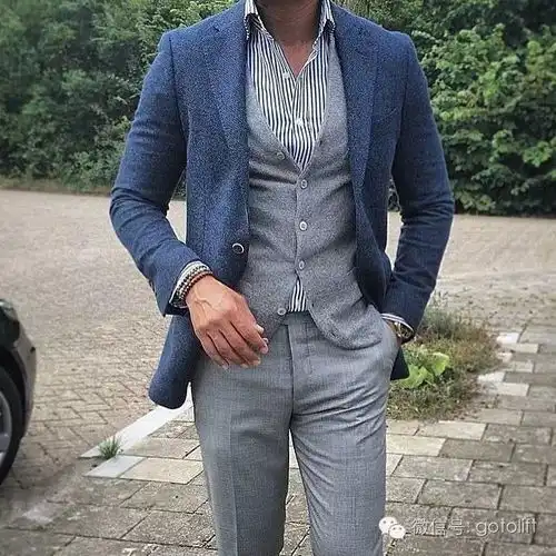 穿正装的男人才是世界上最毒的药