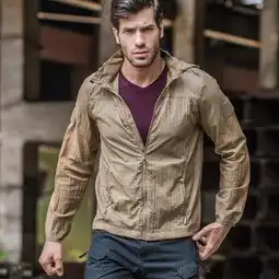 爱运动健身的男人,穿这几件速干防晒衣,轻薄透气出汗不沾身