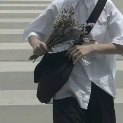 温柔和心软留给值得的人.
