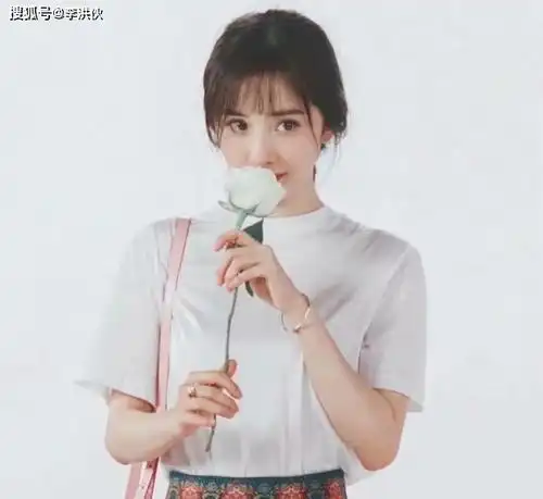 人间清醒杨幂,公开怒怼男闺蜜张大大,这些年她遍体鳞伤