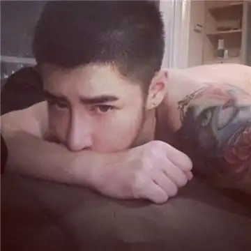 qq头像男生骚气性感图片高清头像不主动的男人我宁可错过