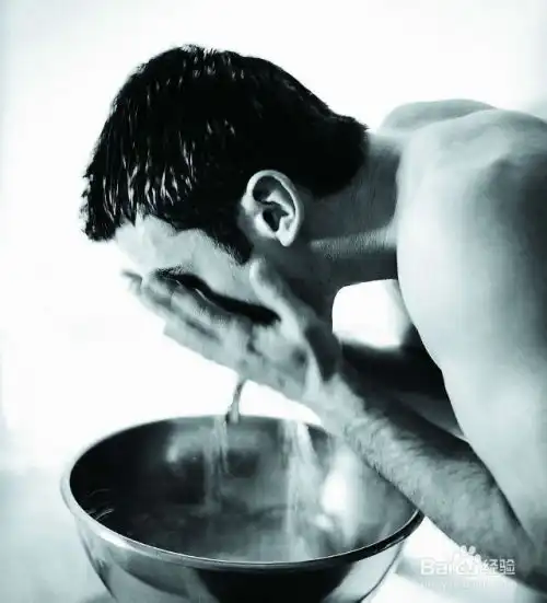 男士控油爽肤有哪些方法