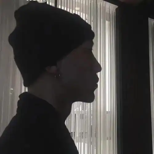 来康康个性男女生头像