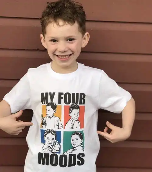 好魔性但是好喜欢你们的表情包鹅纸不光开了微博,还默默上了身