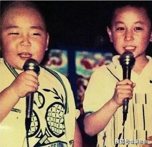 心酸的释小龙2岁练武,父亲当他摇钱树,如今风光不再