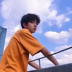 头像你可不可以也喜欢我一下