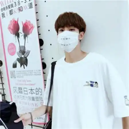 好看的男生头像,全部是戴口罩的帅气男生