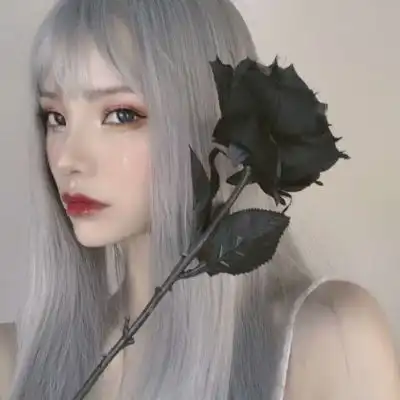 女生霸气彩色头发头像,标准美女是否喜欢呢