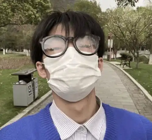 拥有这3优势的女孩,是天生的标志美女,走到哪都不缺异性缘