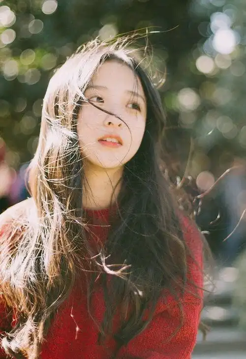 异性相处,男人说自己有事要忙,聪明女人这样回复