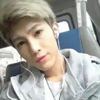 别闹,快到我怀里来