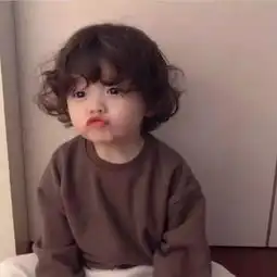 有人知道这个小孩子叫什么吗
