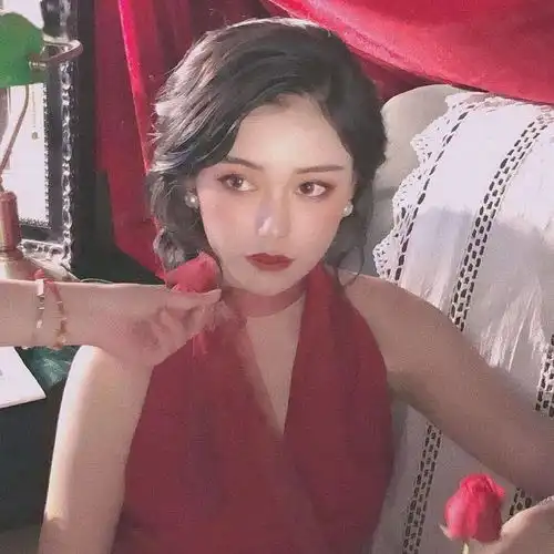 女生头像丨不是谁都能一路单纯到底