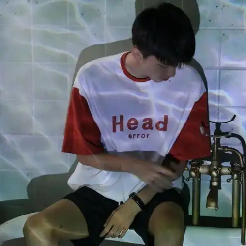 头像生活可以五颜六色不可以乱七八糟