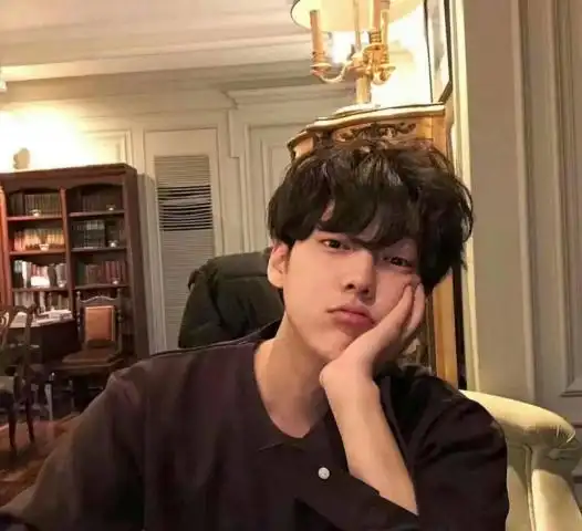 男生搭讪女生,有四个成功秘笈,保证女生也会爱上你