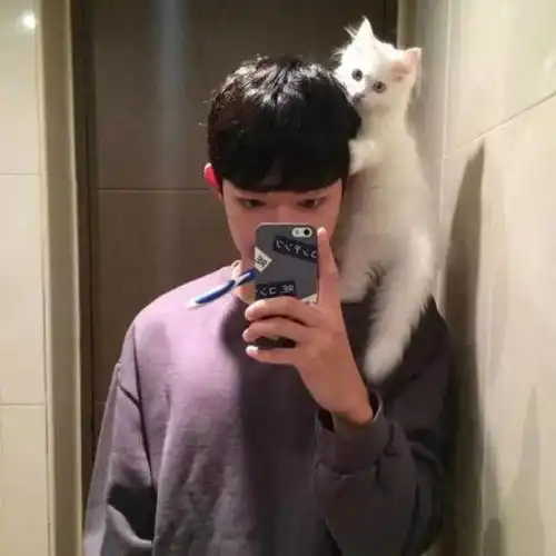 十二星座女生最容易栽在什么样的男生手里