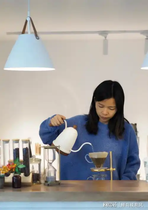 贩卖晚安的女子曾自称孤独症患者,如今用晚安治愈自己