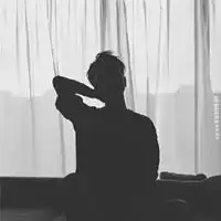 颓废迷茫动漫头像男生冷酷黑白微信头像图片大全