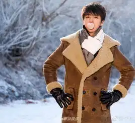 王俊凯雪地吹泡泡上演美颜暴击清爽少年感扑面而来