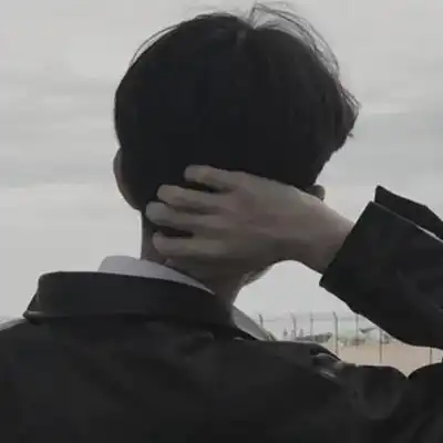 2023最新热门个性男生头像