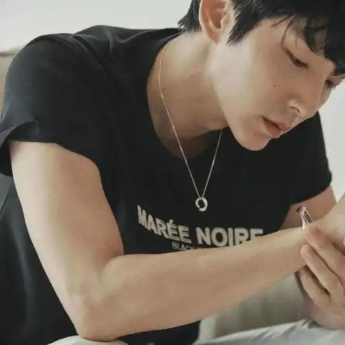 头像大全精选情头大全适合十一月发朋友圈句子文案