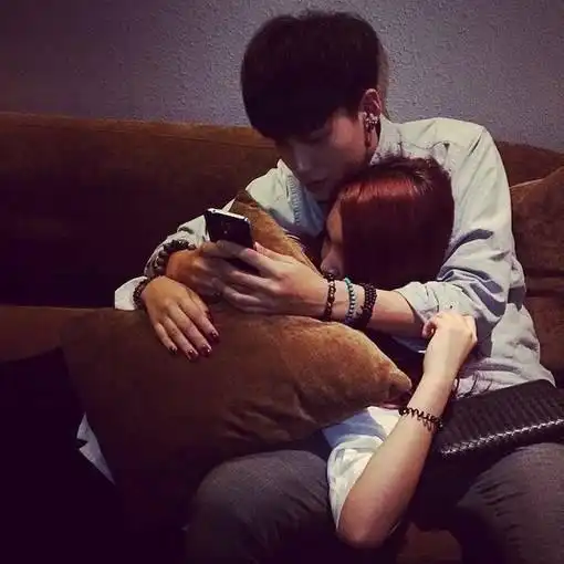 找做图片的情侣的句子