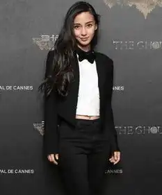 当红女星穿西装谁更漂亮,范爷霸气不敢直视