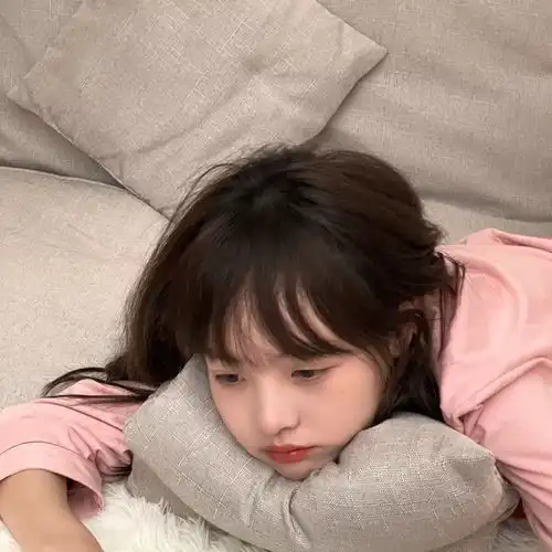 偷偷暗恋男生,你藏得住以下行为暴露无遗