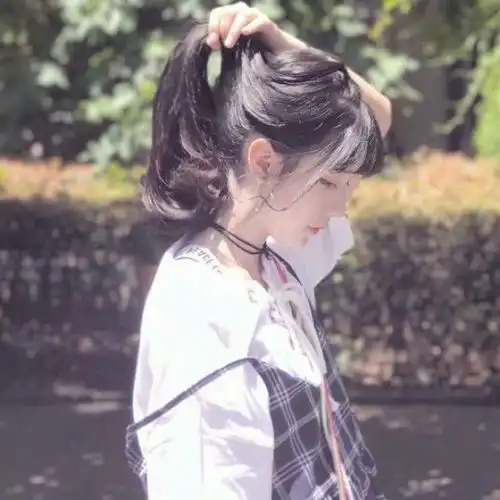 这几款发型随手可以搞定,女生变女神附教程