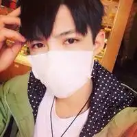 戴口罩的男生qq头像你爱他,哪怕他是个错的人