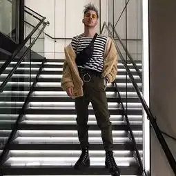 矮个子男生冬天该怎么穿才能看着显高呢