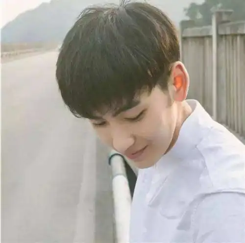 男生想睡你和真爱你,看这三个小细节,一目了然