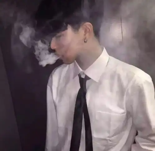 超火的情头在所有选择里,我都选择你