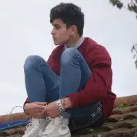 欧美很帅的头像没有谁会对回忆爱不释手