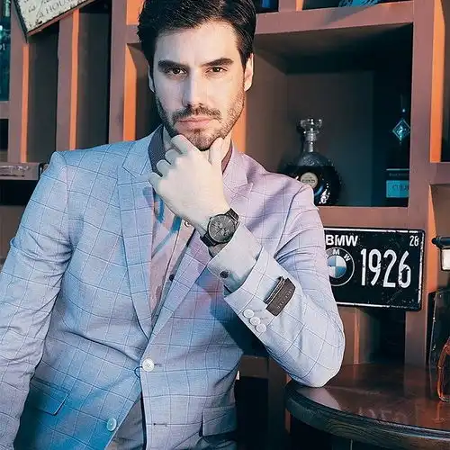 男士手表佩戴指南,几招让你戴上有男人味