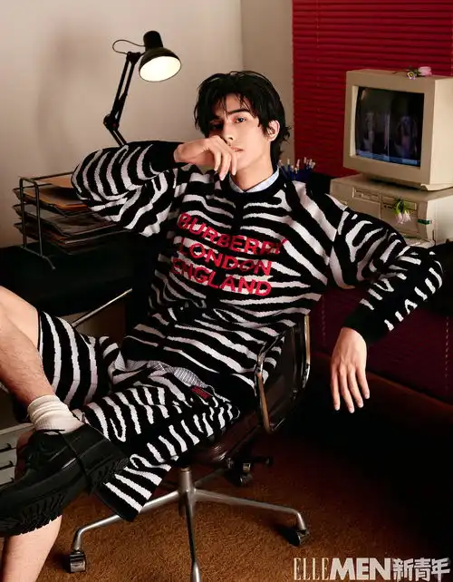 宋威龙ellemen新青年秋季刊内页来了