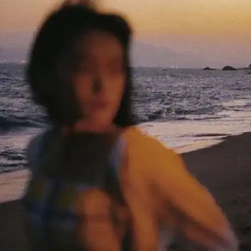 好想要这种人物被虚焦了的头像,太有感觉辽