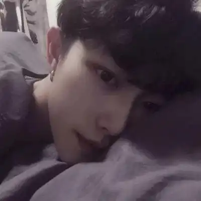 男生头像冷酷帅气真人侧脸伤感最帅头像