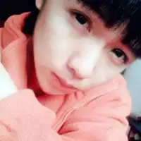 瓜子脸萌男qq头像