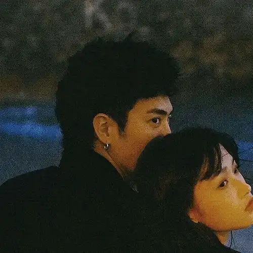 文艺冷清风情侣头像