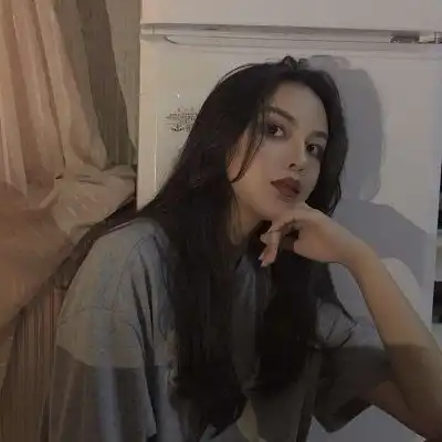 女生侧脸霸气头像唯美漂亮真人女生头像霸气图片