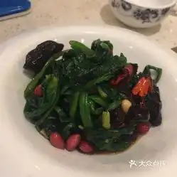 龙娃烤羊腿洋桥店的拌凉菜好不好吃用户评价口味怎么样北京美食拌凉菜实拍图片大众点评