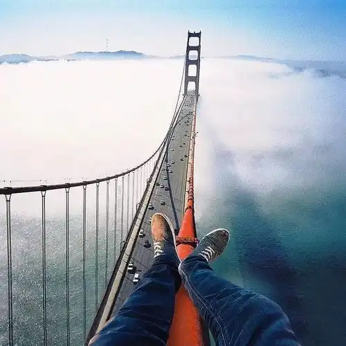 德国的视觉创意超震撼的作品吧.