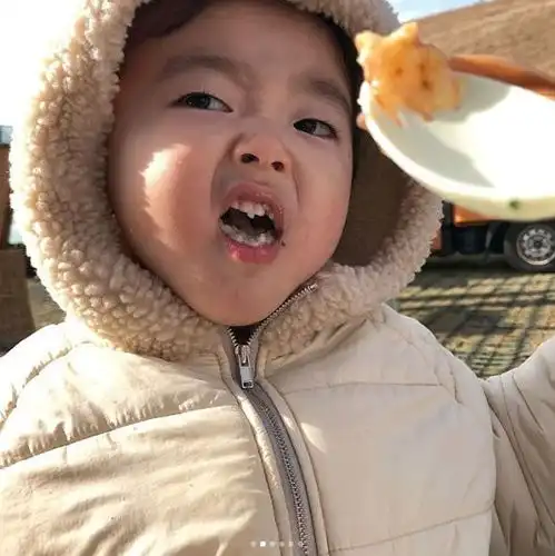 看他的ins是我最近的快乐源泉