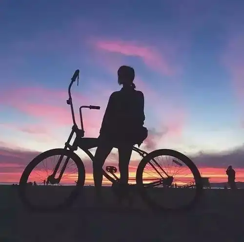 女生30岁前一定要做的30件事,做到17件就很厉害