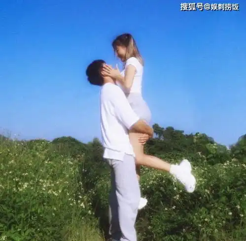 28岁香港男星发文宣布求婚成功我心太窄了,只能容纳一个人